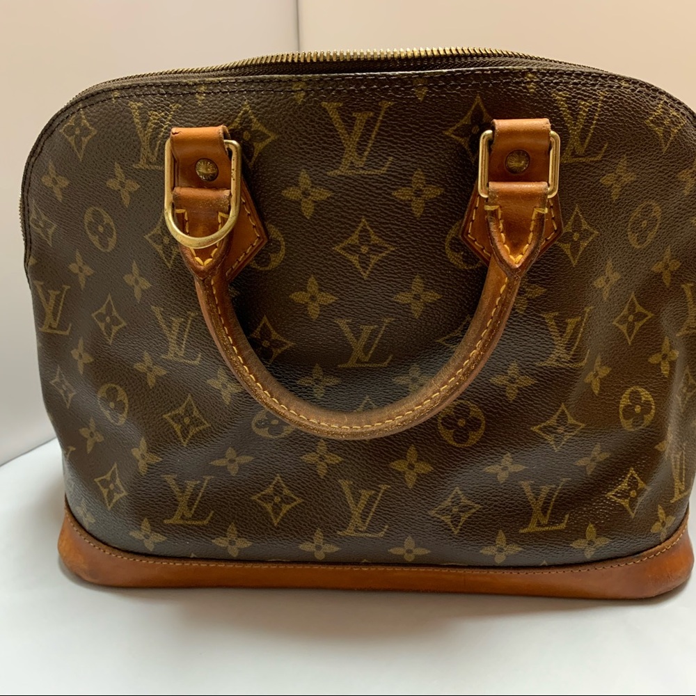 Authentic LV vintage Alma